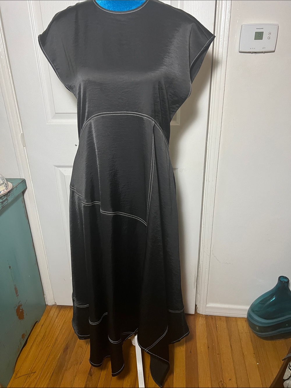 AllSaints Agnes Cap Sleeve Black Satin Handkerchief Hem Dress Women’s 2 Small